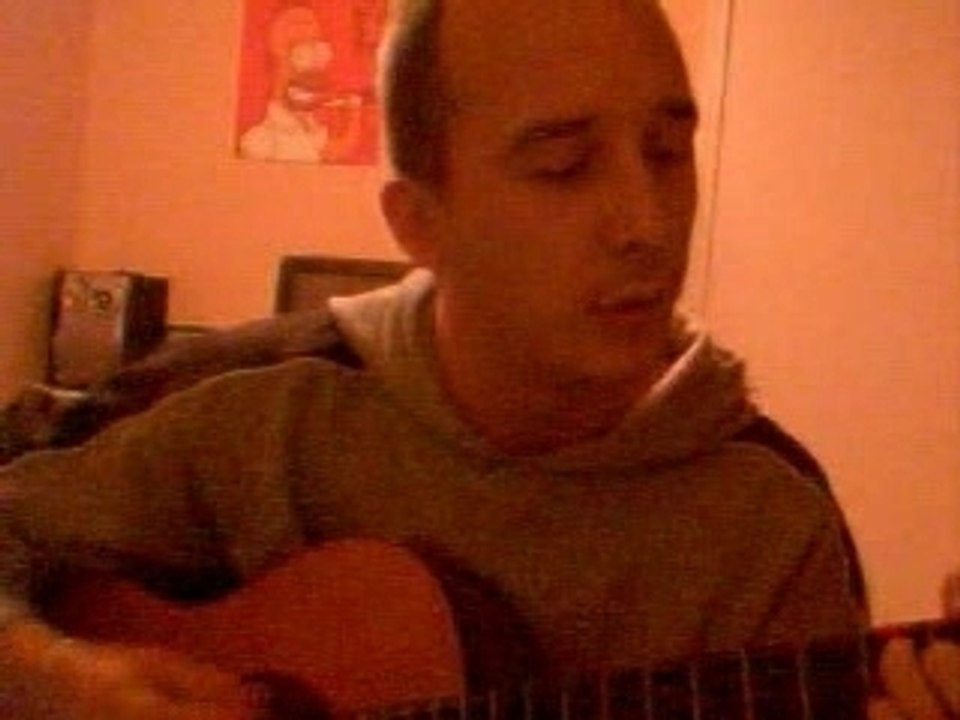 renaud marche a l'ombre