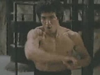 VIDEO BRUCE LEE NUNCHAKU