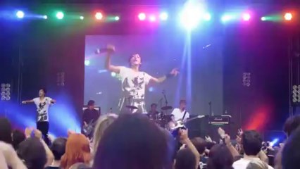 Spyair_Tokyo Crazy Kawaii Paris 2013_Partie 2