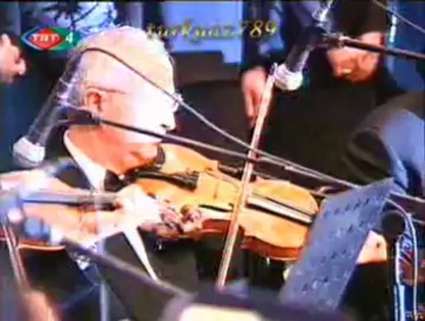 EYÜP MÛSIKÎ VAKFI KOROSU*Yıldırım BEKÇİ-Yürü Dilber Yürü Ömrümün Varı