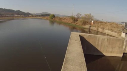 창원 산남지 3701 스베 스트럭쳐쪽으로 시도 11.13.2013 GoPro Bass Fishing