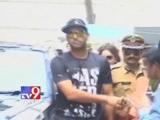 Raj thackeray ,Yuvraj Singh reach Wankhede to see Sachin last time - Tv9 Gujarat