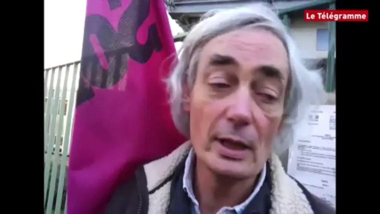 Vannes. 90 manifestants devant la direction académique