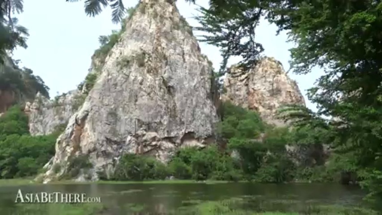 Lake in Khao Ngu Stone Park in Ratchaburi