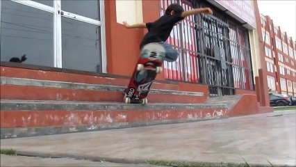 Gonzalo Morales, skateur de 5 ans au Pérou
