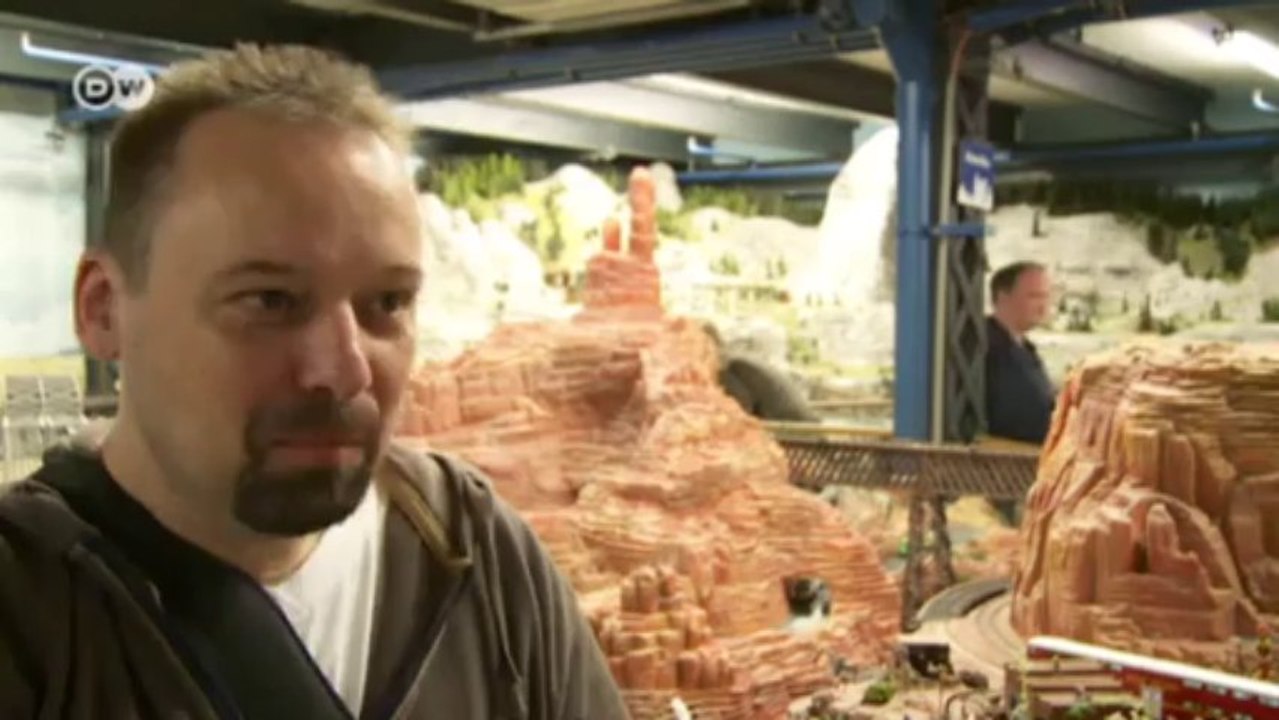 نموذج لمبنة أوركسترا فيلهارموني هامبورغ| يوروماكس