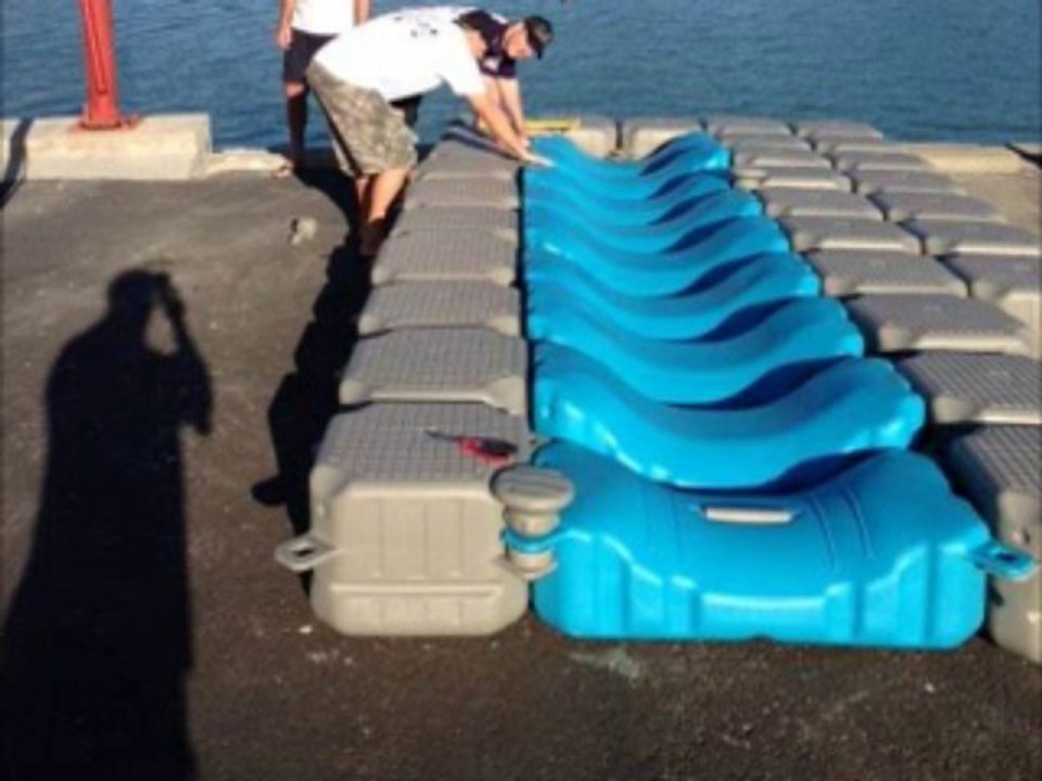 ponton flottant jet ski occasion