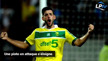 Une piste en attaque s'éloigne