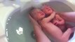 So cute Twin Babies take Bath!