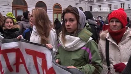 STUDENTI IN PIAZZA, CORTEO BLINDATO