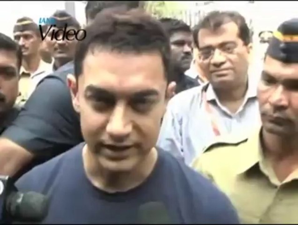 Aamir Khan reaction on Sachin wicket in last Test