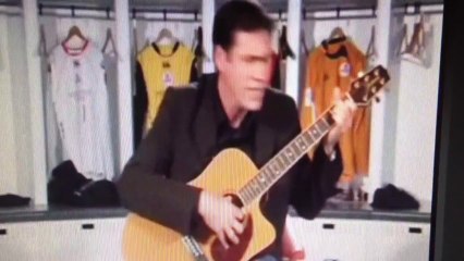 RUDI GARCIA LILLE CANTA EL POROMPOPERO