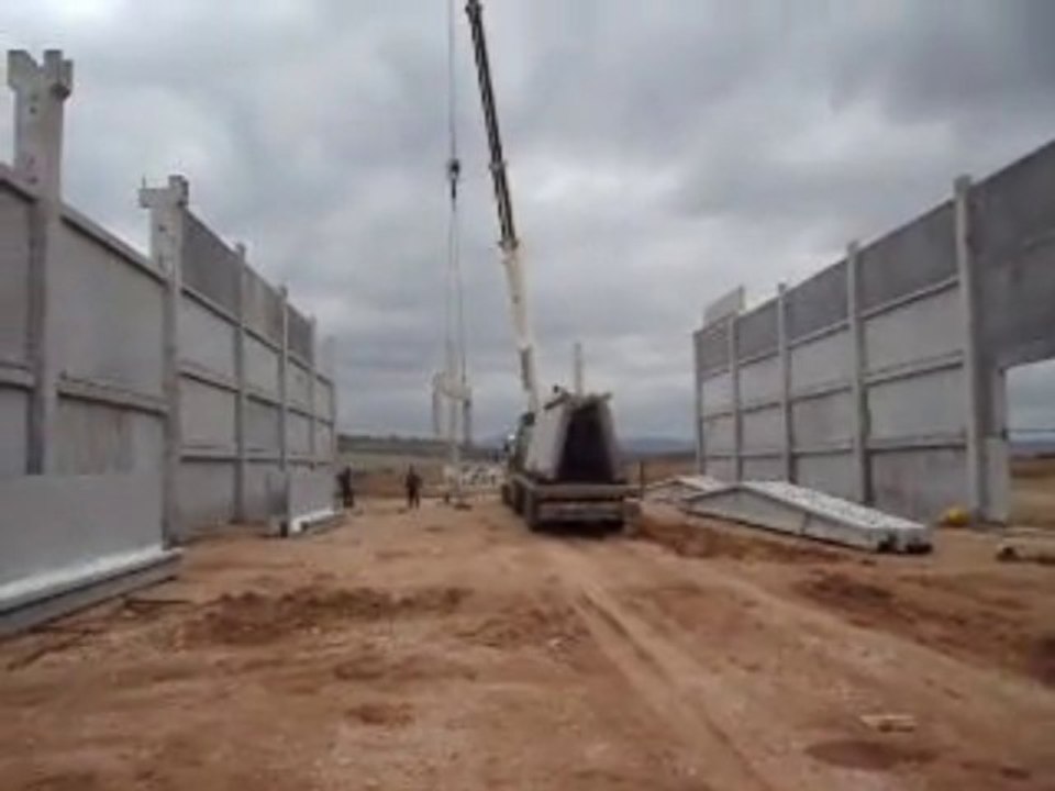 MOV02110