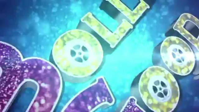 Madhuri Dixit Nene during the prize distribution ceremony of Kshan Ala Bhagyachya by P N Gadgil Jewellers