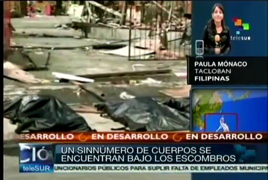 Cadáveres permanecen atrapados entre escombros en Tacloban, Filipinas
