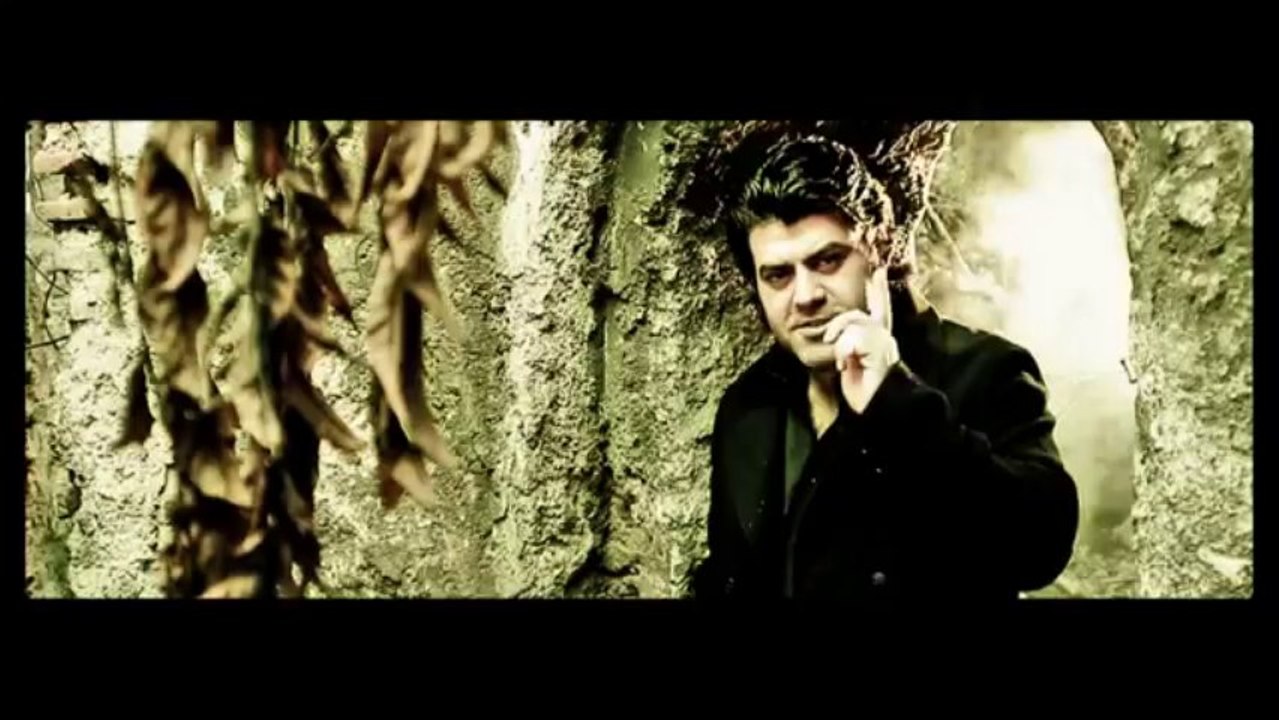 Baran Güneri   -   Zarardayım Biliyorum