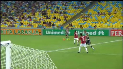 Botafogo power past Atletico PR