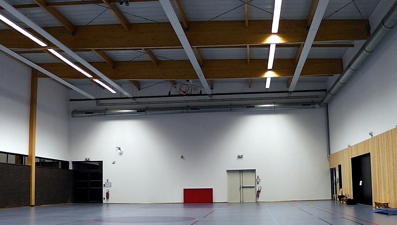 Oxy 0.5 Indoor Rc Paramotor test de  la salle de la rencontre oxy