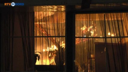 Uitslaande brand verwoest wokrestaurant Musselkanaal - RTV Noord