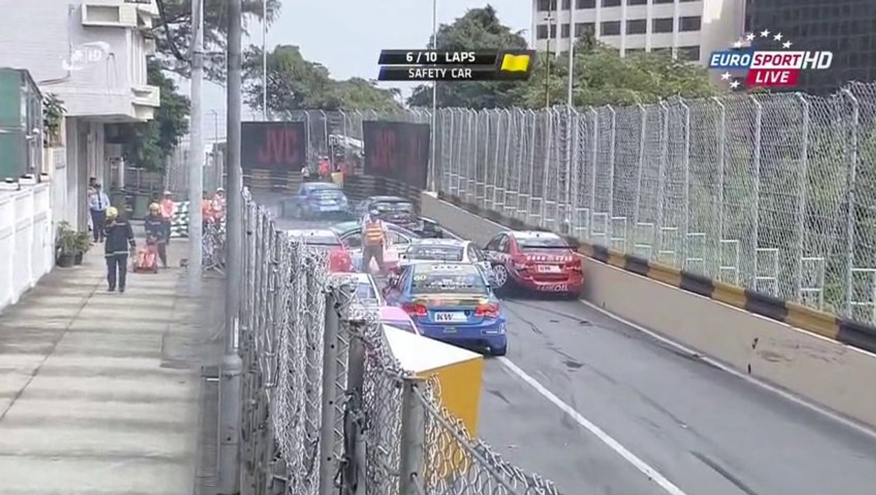 WTCC 2013 Macau Race 2 Huge Crash and Incredible Pile Up!!!