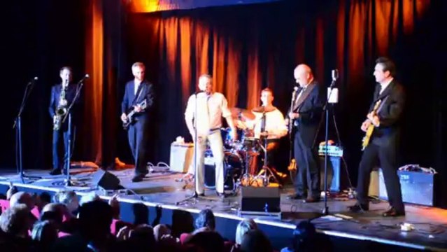 LES SOCQUETTES BLANCHES (Concert au Gymnase de Paris le 11-11-13)