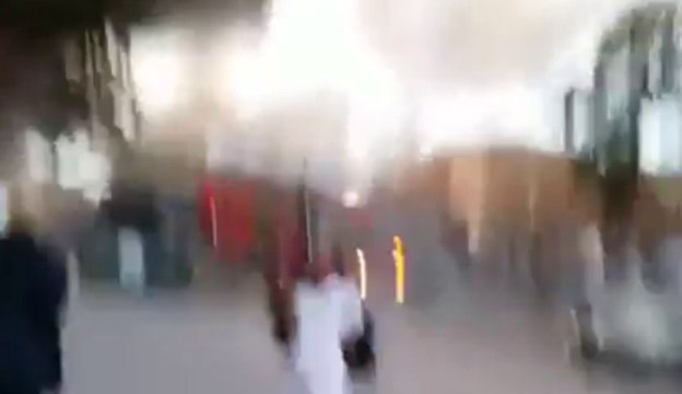 Accident de camion...de pompier. Qui vient pour les sauver eux??