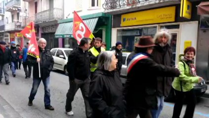Marche pour la réouverture de la rive droite aux trains voyageurs