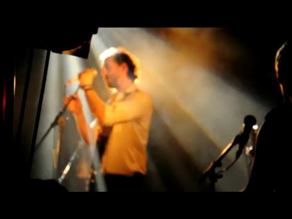 Phosphorescent
