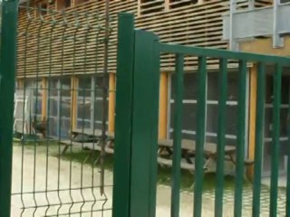 01 Suite de elle marche seule