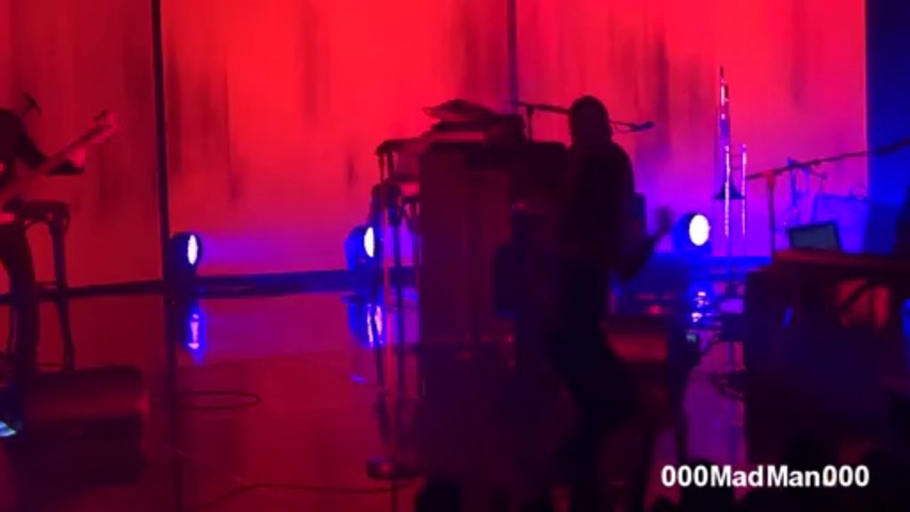 Vanessa Paradis - L'incendie - HD Live au Casino de Paris (13 Nov 2013)