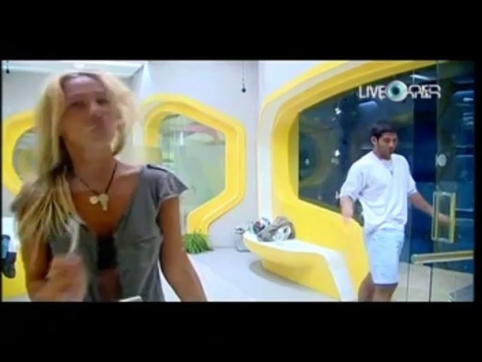 משחקי לילה-היום מצחצחים שיניים...29-07