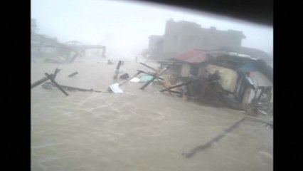 Video shows Typhoon Haiyan's storm surge