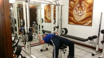 PETTORALI E DISTENSIONI SU PANCA PIANA (BENCH PRESS) DI ROBERTO EUSEBIO