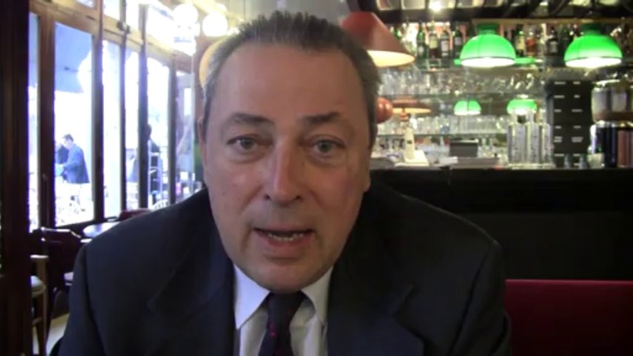 Jacques Colombier balade dans Bordeaux