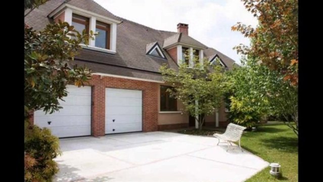 Maison à vendre 5 chambres garage jardin piscine Val d'Europe