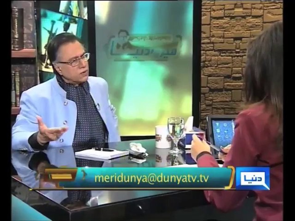 Hassan Nisar exposing reality of Dr. Tahir ul Qadri and Minhaj ul Quran