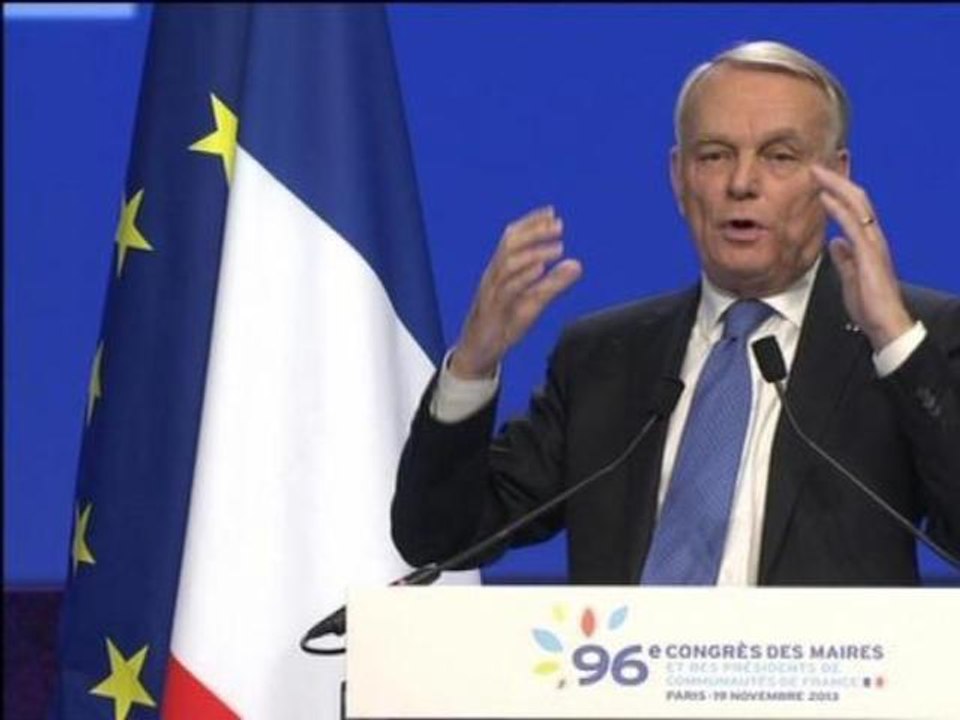 Ayrault sifflé au congrès des maires - 19/11