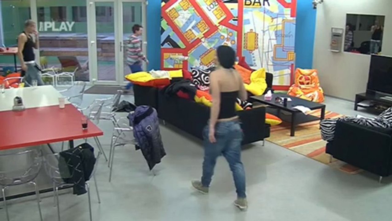 Vyvoleni 2013 Vlado obtěžuje Páju