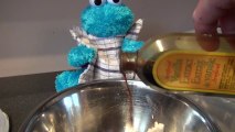 Cookie Monster Count' n Crunch ,Screaming Banshee takes his cookies and Cookie Monster bakes new one