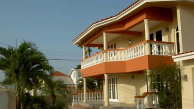 Beutiful Houses for Sale - Palms Realtor