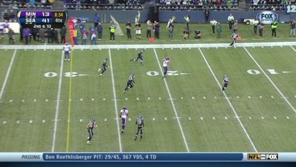QB Cassel to TE Carlson, 30-yd, pass