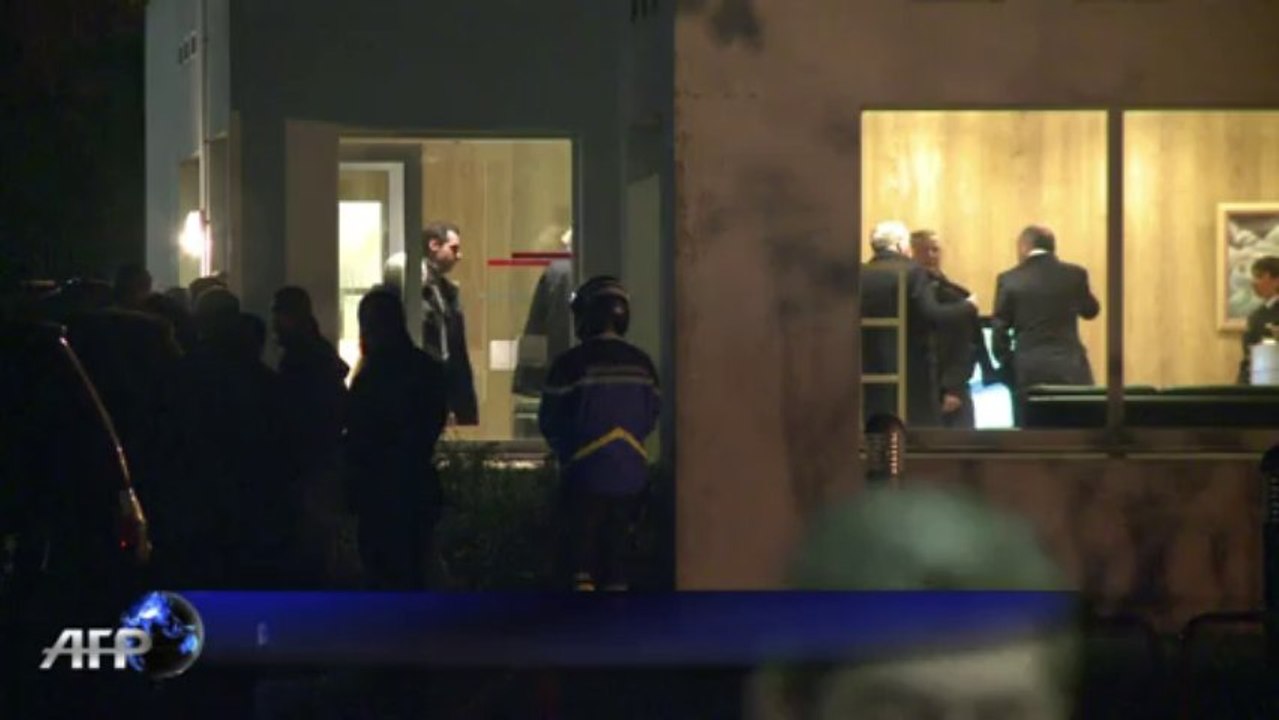 Ex-refém francês volta à Paris após fuga na Nigéria