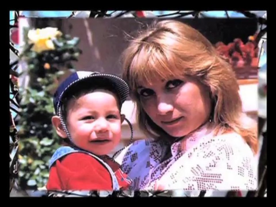 je vous souhaite pour cette année 2014,que le sourire de vos enfants vous apporte le soleil qui souvent manque dans notre vie ainsi, que la Santé,Christian.