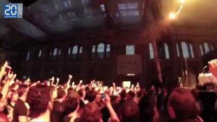 Watsky, le rappeur qui saute de 10 mètre de haut sur son public