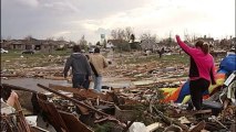 Chuva e tornados matam cinco nos EUA