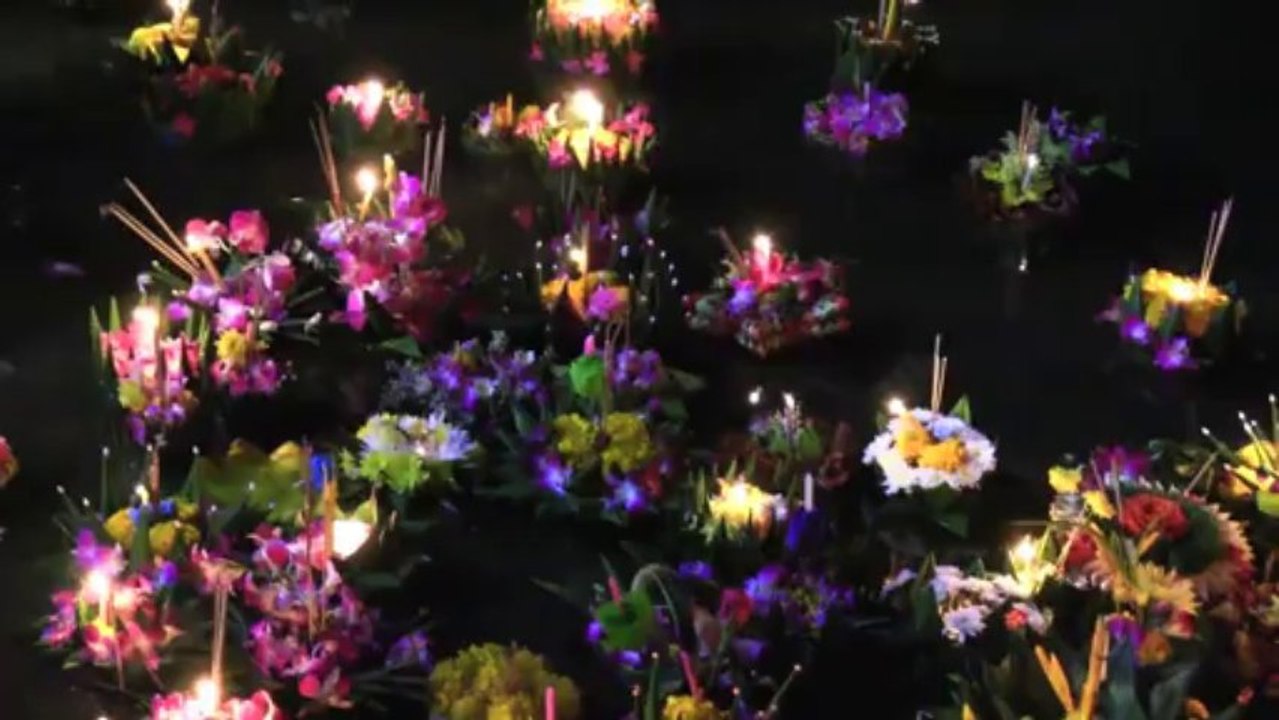 Phuket (Thailande) 17111/2013 Loi Krathong