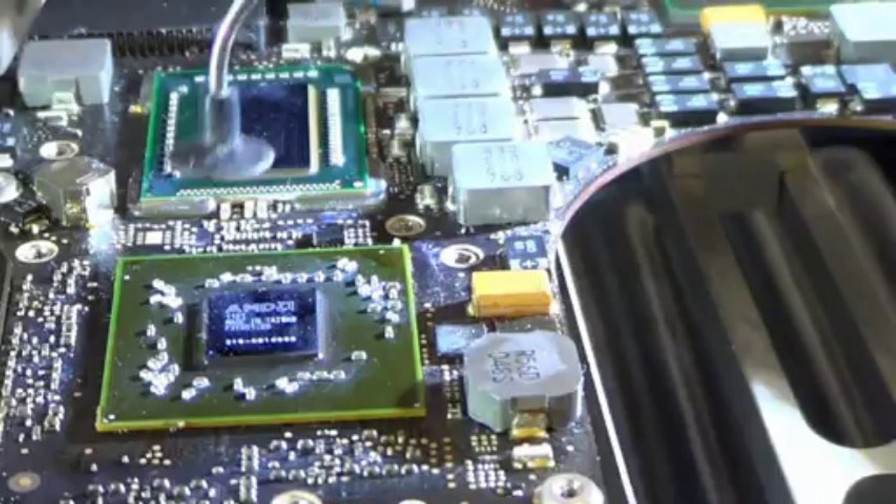 Réparer ou Remplacer la carte Graphique Macbook Pro 2010 ou 2011