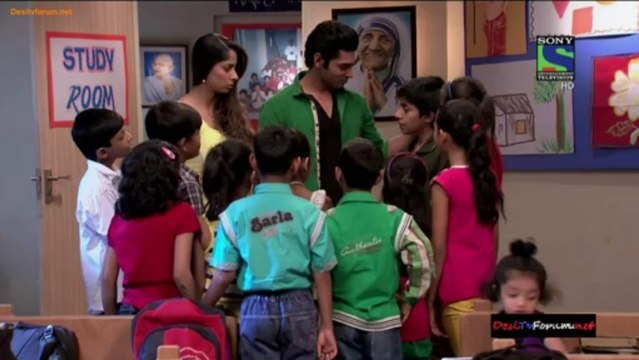 Kehta Hai Dil Jee Le Zara 720p 18th November 2013 Video Watch Online HD pt1