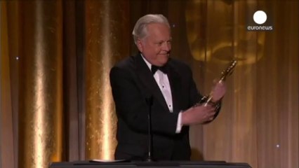Hollywod, Oscar alla solidarietà per la Jolie, alla carriera (in contumacia) per Piero Tosi