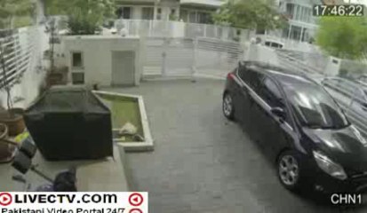 Fighter Girl Almost Killed Snatcher